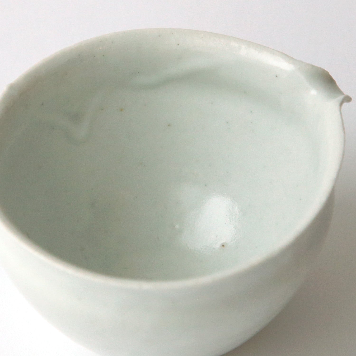 White Porcelain Fairness Pitcher(Curved Form)