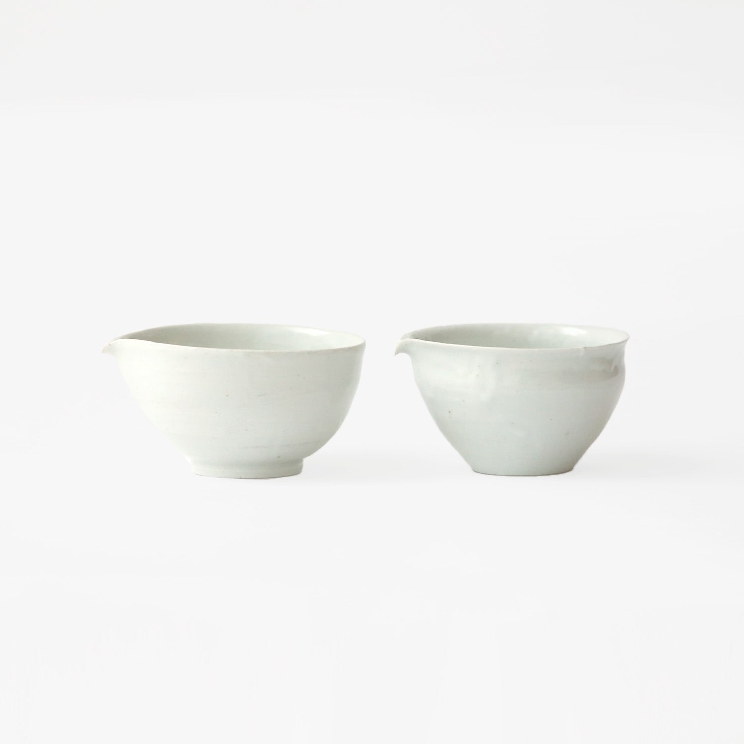 White Porcelain Fairness Pitcher(Curved Form)